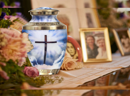 Cross urn
